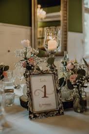 Eine wundervolle vintage hochzeit, mit alten büchern, jute & spitze, die ich in der sommerhalle naumburg vom grischäfer in kassel. Hochzeit In Der Kaskadenwirtschaft Fotografie Anne Gunst