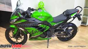 And in 2016, the lightweight sports bike is even better with bold new colours, improved instrument visibility at night, a slipper clutch ad abs standard. 2018 Kawasaki Ninja 300 Abs Ckd Variant Launch Price Rs 2 98 Lakh Two Colours