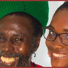 LeatherandBurlap Eguana Leathercraft and Art proudly presents this  exquisite #statementhandbag by Master Leather artisan