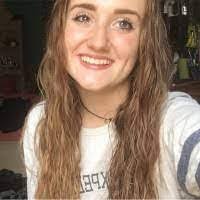 Vicki Yeager's Instagram, Twitter & Facebook