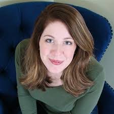 Elise Howe's Instagram, Twitter & Facebook