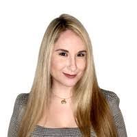 Tina Bacon's Instagram, Twitter & Facebook