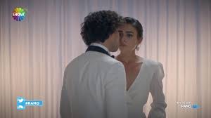 Ramo son bölüm full tek parça izle, senaryosunu yılmaz şahin'in kaleme aldığı, yönetmen koltuğunda yağız alp akaydın'ın oturduğu bkm'nin show tv için hazırladığı iddialı dizi 'ramo' seyirciyi yıllarca. Dizilah On Twitter Nehir 3 3 3 Devrimozkan Ramo