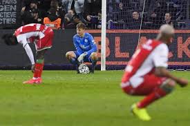 Daarmee werd de uitsluiting van de verdediger van zulte waregem met één speeldag verminderd. Ex Spelers Zulte Waregem 7 0 Verlies Was Misschien Wel De Beste Wake Upcall Kw Be