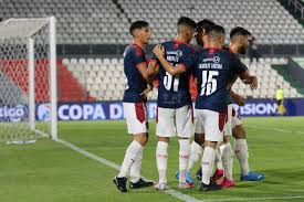 1 de octubre de 1912.en la ciudad de asunción, capital de la república del paraguay, al primero de octubre de mil novecientos doce, reunidos los abajo firmantes en la casa de la señora susana núñez, situada en capilla san juan, acordaron, previo cambio de pareceres, constituir una asociación a la que se le da el nombre de cerro porteño football club, cuya finalidad será la práctica. Versus Mayoria De La Cantera Los 35 Jugadores De Cerro Para La Pretemporada