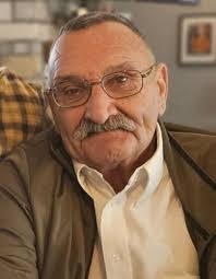 Thomas Dicken's Instagram, Twitter & Facebook