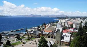 La secretaria de producción, innovación y empleo en municipalidad de san carlos de bariloche, eugenia ordoñez se refirió a la situación del mercado comunitario y afirmó que hace un año y medio están tratando de levantar su situación y buscando alternativas, pero las puertas se van cerrando. Travel Package Classic Bariloche Argentina