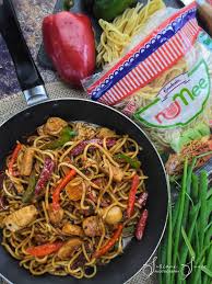 Ini juga menjadi hidangan yang cocok dikonsumsi didihkan air dalam panci, bubuhkan garam, masukkan spaghetti, tambahkan minyak goreng. Resepi Spaghetti Goreng Lada Hitam Resepi Merory Sedap Betul