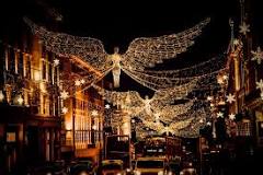 The best Christmas lights around the world