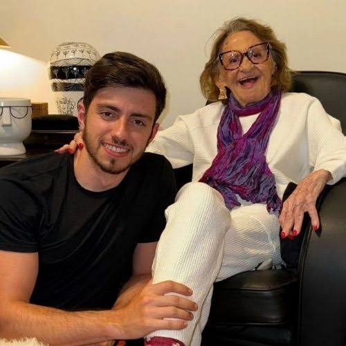 Bisneto revela como foram os últimos momentos de Laura Cardoso | Alô Alô  Bahia