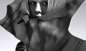 Magda Roman na okładce magazynu Label