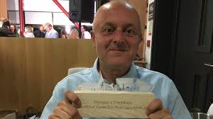 Eisteddfod: Former teacher scoops Welsh Learner of the Year