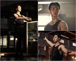 Jtbc '알고있지만', 지난 18일 첫 방송 송강, 조소과 2학년 박재언 役 한소희와 운명적 만남 후 첫 키스 1초 전. ë‚˜ë¹Œë ˆë¼ ì¸¡ ì†¡ê°• ë°œë ˆ ìž¥ë©´ ìœ„í•´ ë°˜ë…„ ê°€ëŸ‰ ê°œì¸ ë ˆìŠ¨ ê¹œì§ ë†€ëž„ ê²ƒ