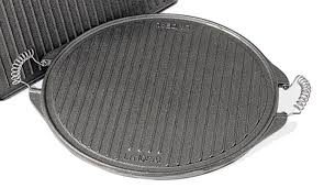 It's sturdy, won't buckle, and can be used in high heat. Round Cast Iron Griddle 52 Cm The Barbecue Store Spain