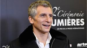 Les coronavirus sont présents dans de très nombreuses espèces animales et circulent assez facilement d'une espèce à l'autre ce qui peut entraîner la mort. N Oubliez Pas Les Paroles Devaste Nagui Rend Hommage A Un Membre De L Equipe Decede Femme Actuelle Le Mag