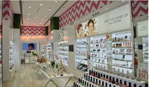 Nykaa On Trend Store Opens In Mumbai Indiaretailing Com Buy cosmetics & beauty products online from nykaa, the online shopping beauty store. nykaa on trend store opens in mumbai
