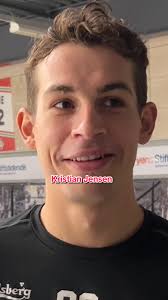 5 hurtige med #86 Kristian Jensen(featuring #28 Martin Larsen)  😍🫨#LetsGoBulldogs #OdenseBulldogs #tiktokdanmark #dansktiktok  #odensebulldogs #hockey #hockeyboyshitdifferent #sportstiktok #hockeyplayer  ...