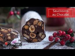 Joli Cadeau Gourmand Ce Saucisson Mendiants Au Chocolat Cette Recette Est Facile Et Donne Un Result Saucisson Au Chocolat Mendiant Chocolat Cadeaux Gourmands