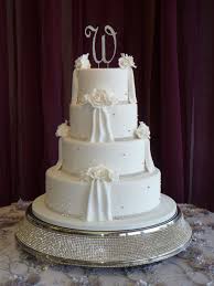 Premium quality metal cake stands and centerpiece risers are offered in a wide range of sizes and designs. These Cake Risers Are Custom Made And Come In Different Shapes And Sizes We Have Two Round Cake Risers And Two Square Pr Cake Pink Wedding Cake Elegant Cakes