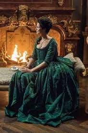 Deshalb assistiert diese ihrer tochter auch bei der auswahl des passenden hochzeitskleides. 67 Claire Fraser Ideen In 2021 Outlander Kostume Outlander Outlander Stricken