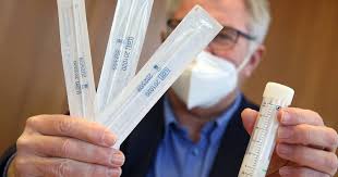 Mit mehr sicherheit, aber kostengünstig. Corona In Monchengladbach Lolli Tests In Kitas Fur Kinder Und Betreuer
