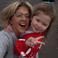 We are about 90 mins away from DLP as we got an earlier shuttle, due to  arrive about 9pm. Are we able to enter at that time? We have magic passes  saved