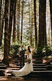 Elope In This Magical Woodland Forest In Oregon Wedding Venues Oregon Forest Wedding Oregon Wedding