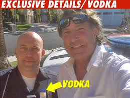 Tommy Lee's Pilot -- Accidental Nose Picker