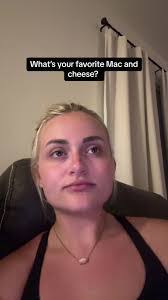 Jill Kraft's Instagram, Twitter & Facebook