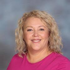 Ramona Pace's Instagram, Twitter & Facebook