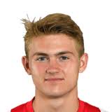 Matthijs de ligt is a centerback from holland playing for piemonte calcio in the italy serie a (1). Matthijs De Ligt Fifa 21 85 Rating And Price Futbin