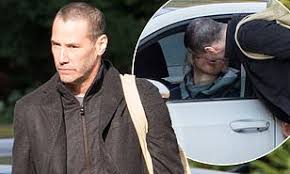 (@keanureeves_fake) 2 ноя 2020 в 9:31 pst. Keanu Reeves Debuts New Buzz Cut Before Giving Girlfriend Alexandra Grant A Kiss Goodbye In Berlin Daily Mail Online