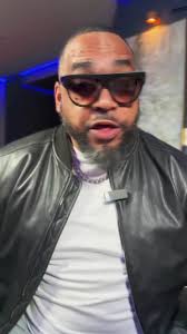 How to Tell If A Worship Leader Is Drenched in Oil