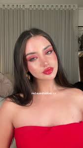 Lip Combo Tutorial: Perfect Your Makeup Skills