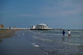 Check spelling or type a new query. Badeurlaub Mit Sternekuche In Senigallia