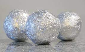 Use A Ball Of Aluminum Foil To Eliminate Static In The Dryer Cnet