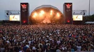 Primavera sound is leading by example with its 2019 lineup, which it released on dec. Primavera Sound 2019 Guide On How To Hack Your Visit