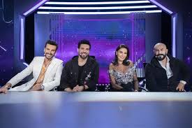 حلقة من برنامج الاختيار الصعب للاعلاميه لميس الحديدي تستضيف فيها سميه الخشاب البرنامج اتذاع في رمضان. Ø§Ù†Øª Ù…ÙŠÙ† ÙŠÙˆØ¯Ø¹ Ø´Ø®ØµÙŠØ© Ø´Ù‡Ø±Ø²Ø§Ø¯ ÙˆÙ‡Ø°Ù‡ Ù‡ÙŠ Ø§Ù„ÙÙ†Ø§Ù†Ø© Ø§Ù„ØªÙŠ ÙƒØ§Ù†Øª Ø®Ù„Ù Ø§Ù„Ù‚Ù†Ø§Ø¹ Ø§Ù„Ø¨ÙˆØ§Ø¨Ø©