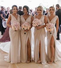 Elegant Plus Size Bridesmaids Dresses 2019 Cheap Country Mermaid V Neck High Split Cheap Beach Wedding Guest Gowns Maid Of Honors Dresses