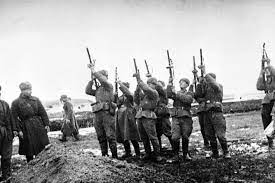 Maybe you would like to learn more about one of these? Jurnalistul Ion Cristoiu PublicÄ RelatÄri Istorice Despre Armata Rosie Realitatea Dintre Campaniile De PresÄ Si Davai Ceas Davai Palton
