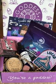 The Best Beauty Subscription Boxes You Need In Your Life Right Now Makeup Subscription Boxes Best Makeup Products Top Beauty Products