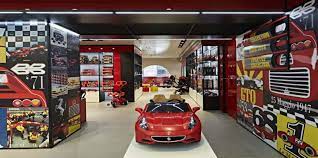 The flagship porsche 911 turbo hybrid could have upwards of 700 hp. Massimo Iosa Ghini Ferrari Flagship Store Milan Floornature