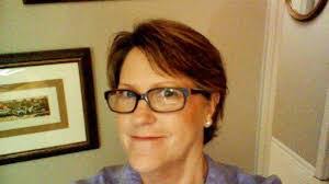 Evelyn Banta's Instagram, Twitter & Facebook