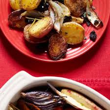 Apr 23, 2021 · add pork tenderloin, onion, red pepper, black beans, salsa, chicken broth, and seasonings to the slow cooker. Roast Beef Tenderloin With Rosemary Roasted Potatoes Recipe Health Com