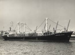 ???? Le 26 juin 1979, le cargo grumier vraquier Emmanuel ...