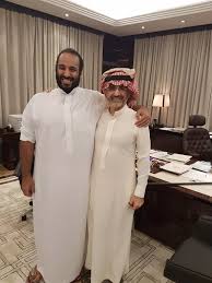 حلمت بالأمير محمد بن سلمان وكئنو زي التكريم اعطاني ورد احمر ومعه فلوس وكانت من خمس ميه كثيره انا متزوجه وعندي ولد. Ø´Ø§Ù‡Ø¯ÙˆØ§ Ù„Ø­Ø¸Ø© Ù„Ù‚Ø§Ø¡ Ø§Ù„Ø£Ù…ÙŠØ± Ù…Ø­Ù…Ø¯ Ø¨Ù† Ø³Ù„Ù…Ø§Ù† Ø¨Ù€ Ø§Ù„ÙˆÙ„ÙŠØ¯ Ø¨Ù† Ø·Ù„Ø§Ù„ ÙÙŠ Ù…Ù‚Ø± Ù…Ø¨Ø§Ø¯Ø±Ø© Ù…Ø³ØªÙ‚Ø¨Ù„ Ø§Ù„Ø§Ø³ØªØ«Ù…Ø§Ø± Ø¬Ø±ÙŠØ¯Ø© Ù†ÙˆØ±Øª