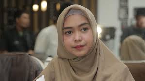 Anya geraldine buka lowongan pekerjaan diserbu, posisi yang ditawarkan menggoda. Selesaikan Kuliah Selama 7 Tahun Ria Ricis Yang Penting Sabar Showbiz Liputan6 Com