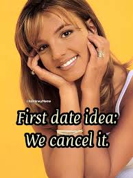 This & home in bed by 9pm 🖤🐈‍⬛ Last side is very Tabby Spec