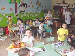 Il set comprende uno zaino a sacca, un sacchetto per il cambio, una bavaglia per la pappa in cotone e in spugna di cotone, un asciugamano, una tovaglietta montessori. Come Insegnare Lo Spagnolo Ai Bambini Dell Asilo Notizie It