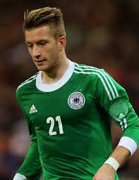 Marco reus's haircut consist primarily of an undercut and fade with the comb over, although the famous football player has style a texture slick back or faux hawk in the past. 23 Marco Reus Hairstyle Pictures And Tutorial Inspirationseek Com